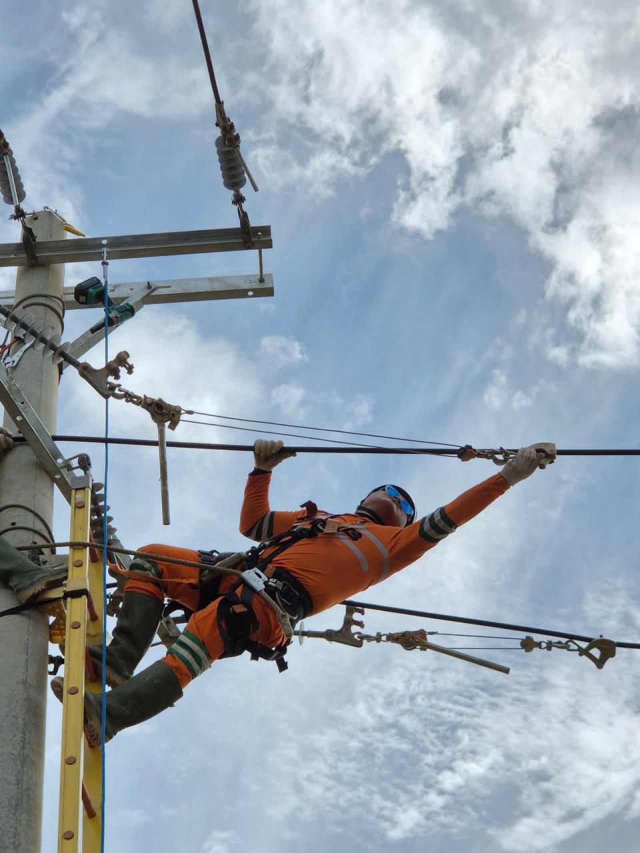 Sistem Kelistrikan Aceh Pulih, Seluruh Gardu Induk Normal, PLN Lanjutkan Pemulihan Listrik ke Masyarakat