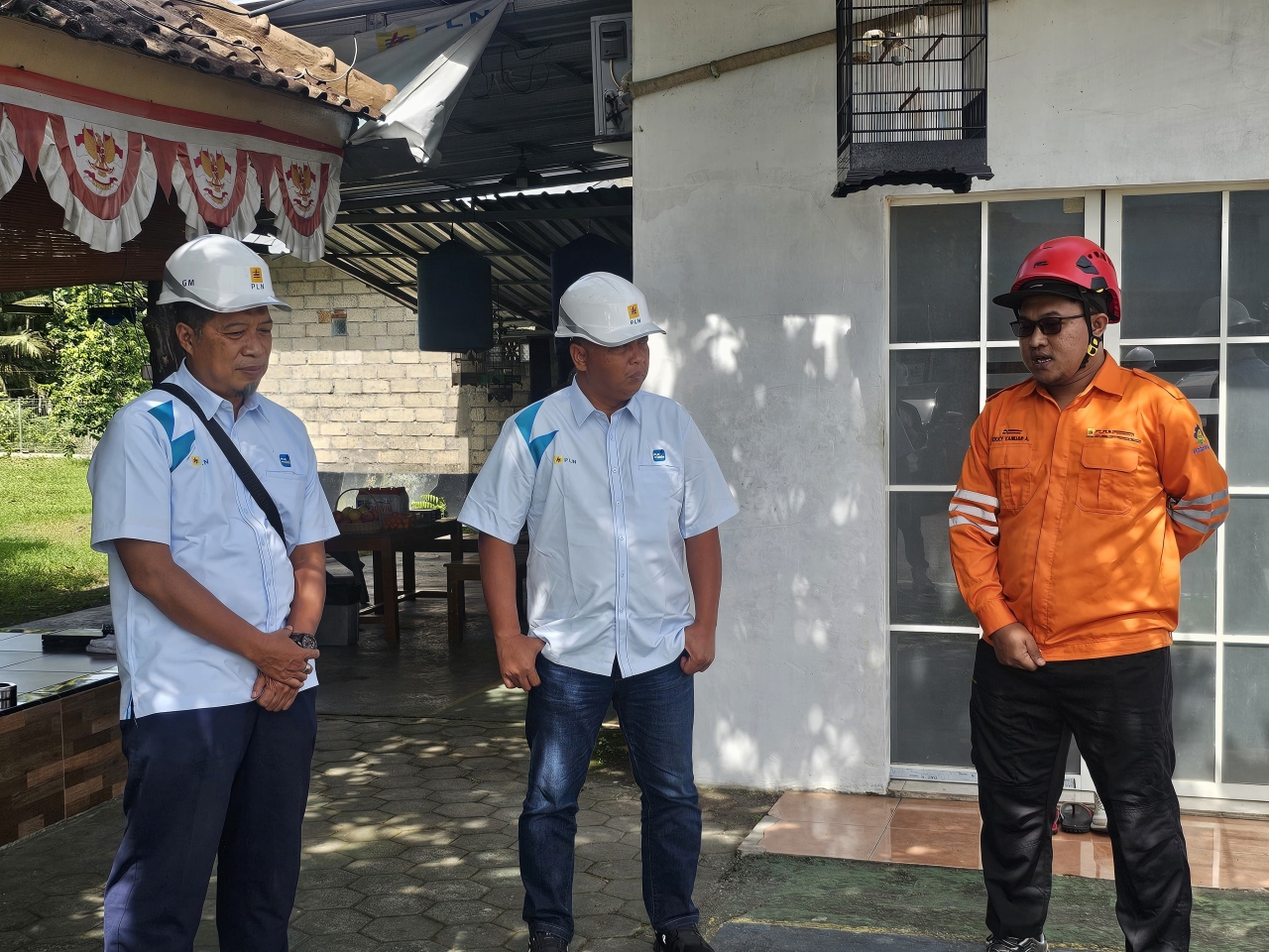 Perkuat Sistem Kelistrikan Banyuwangi Selatan, GM PLN UIP JBTB Tinjau Langsung Kesiapan Gardu Induk 150 kV Genteng