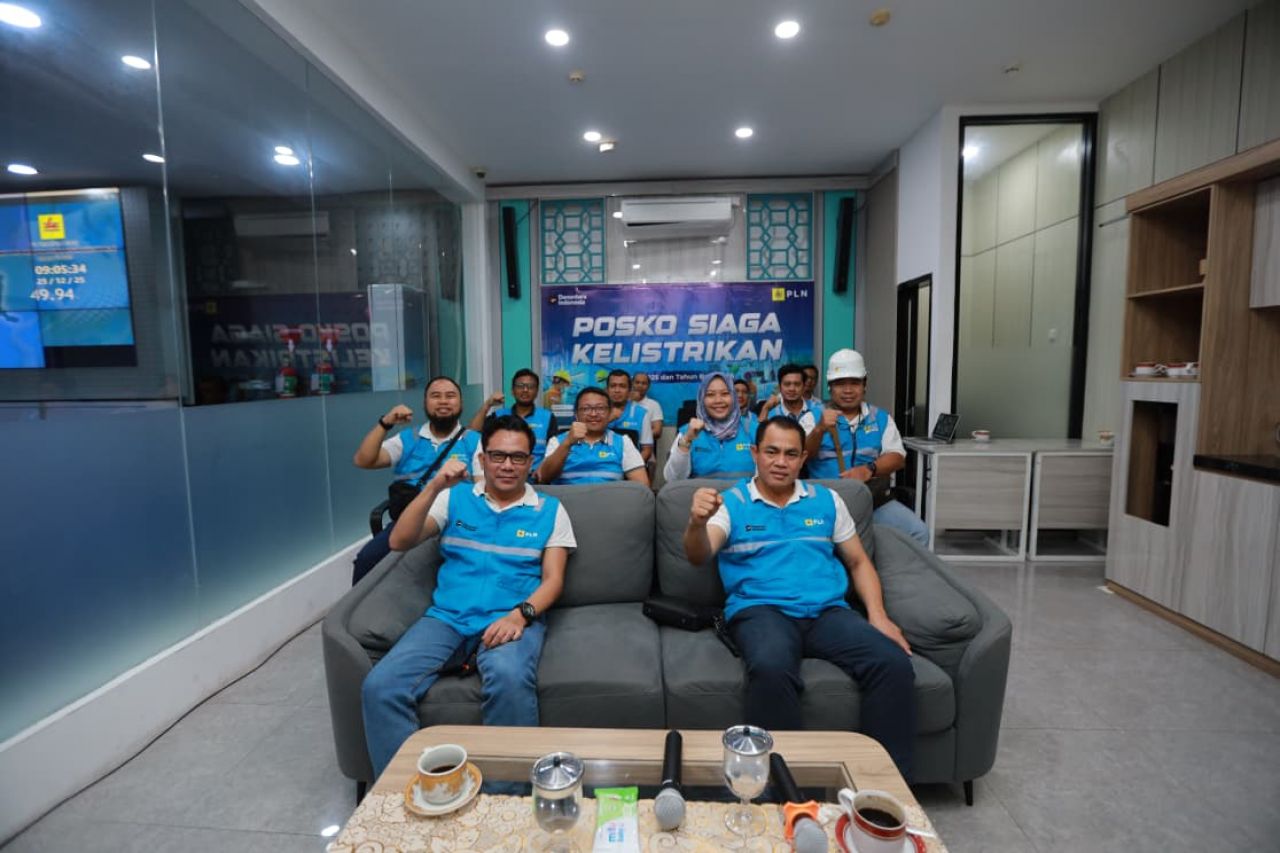 PLN Icon Plus dan PLN Grup Jatim Pastikan Keandalan Listrik dan Konektivitas Natal 2025 & Tahun Baru 2026