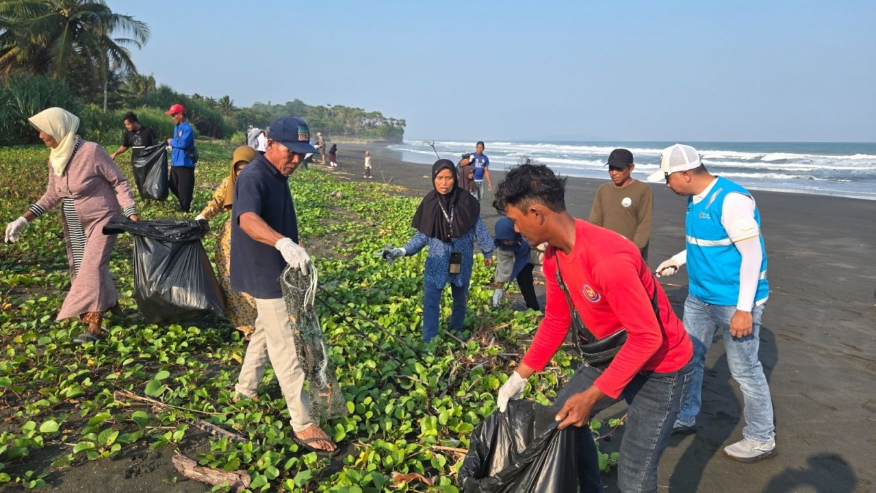 PLN Icon Plus Hadirkan Iconnectivity for Green untuk Lestarikan Pesisir Pangandaran