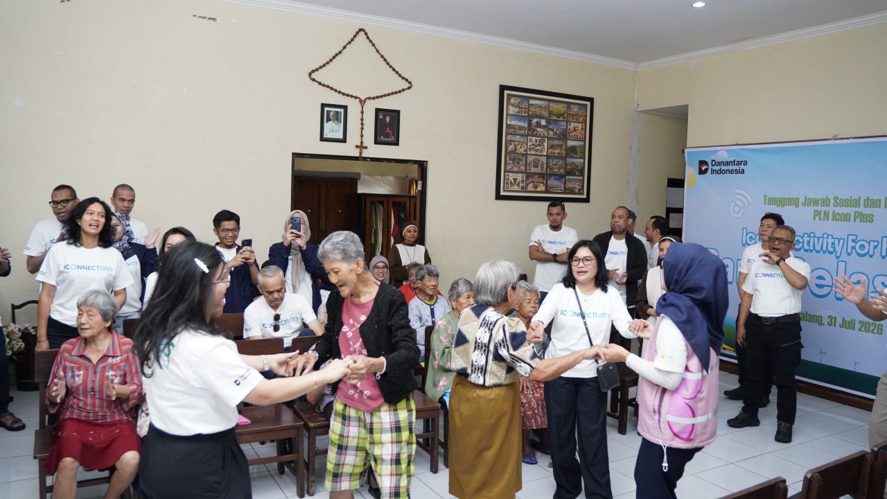 PLN Icon Plus Hadirkan Layanan Kesehatan dan Bantuan Sosial bagi Lansia di Rumah Belas Kasih Malang
