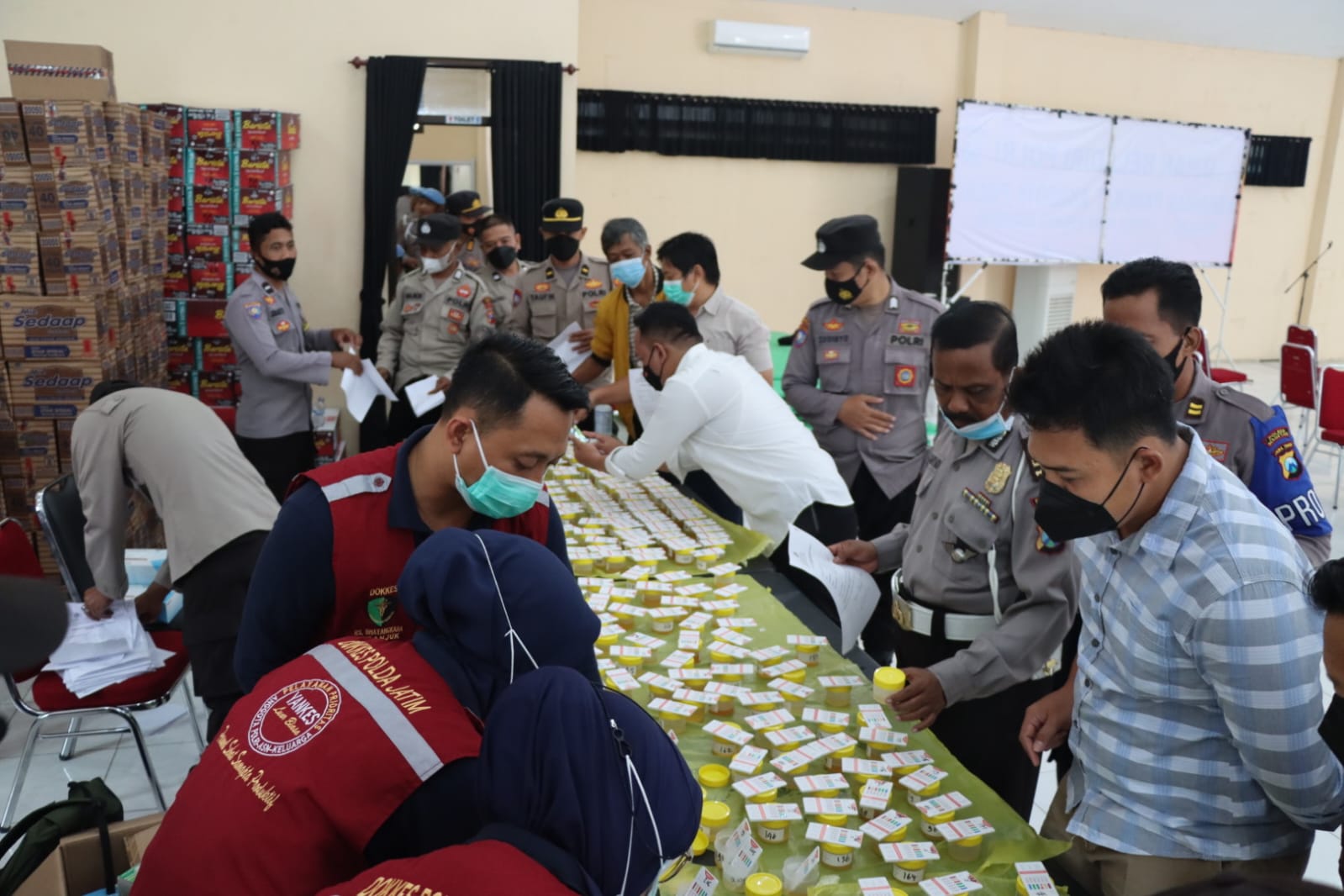 Cegah Penyalahgunaan Narkoba Pada Anggota Polri, Polres Magetan Gelar Tes Urine Dadakan