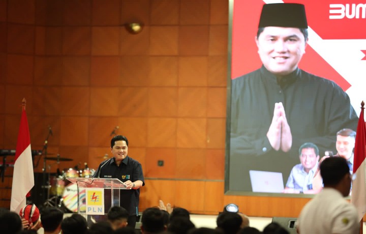 Menteri BUMN Dukung Penuh PLN Jalankan Transisi Energi di RI