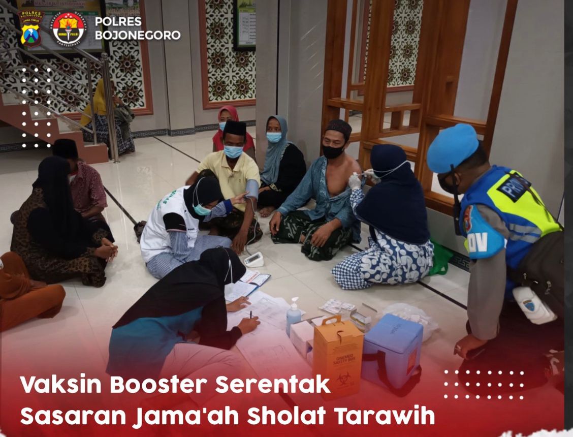 Polda Jatim Menggandeng Pengurus Masjid Gelar Vaksinasi Malam, capai 1006 Dosis Vaksin Booster