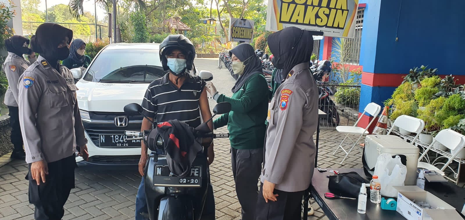 Polresta Malang Kembali Gelar Vaksinasi Drive Thru Sambut Kompetisi Liga 1