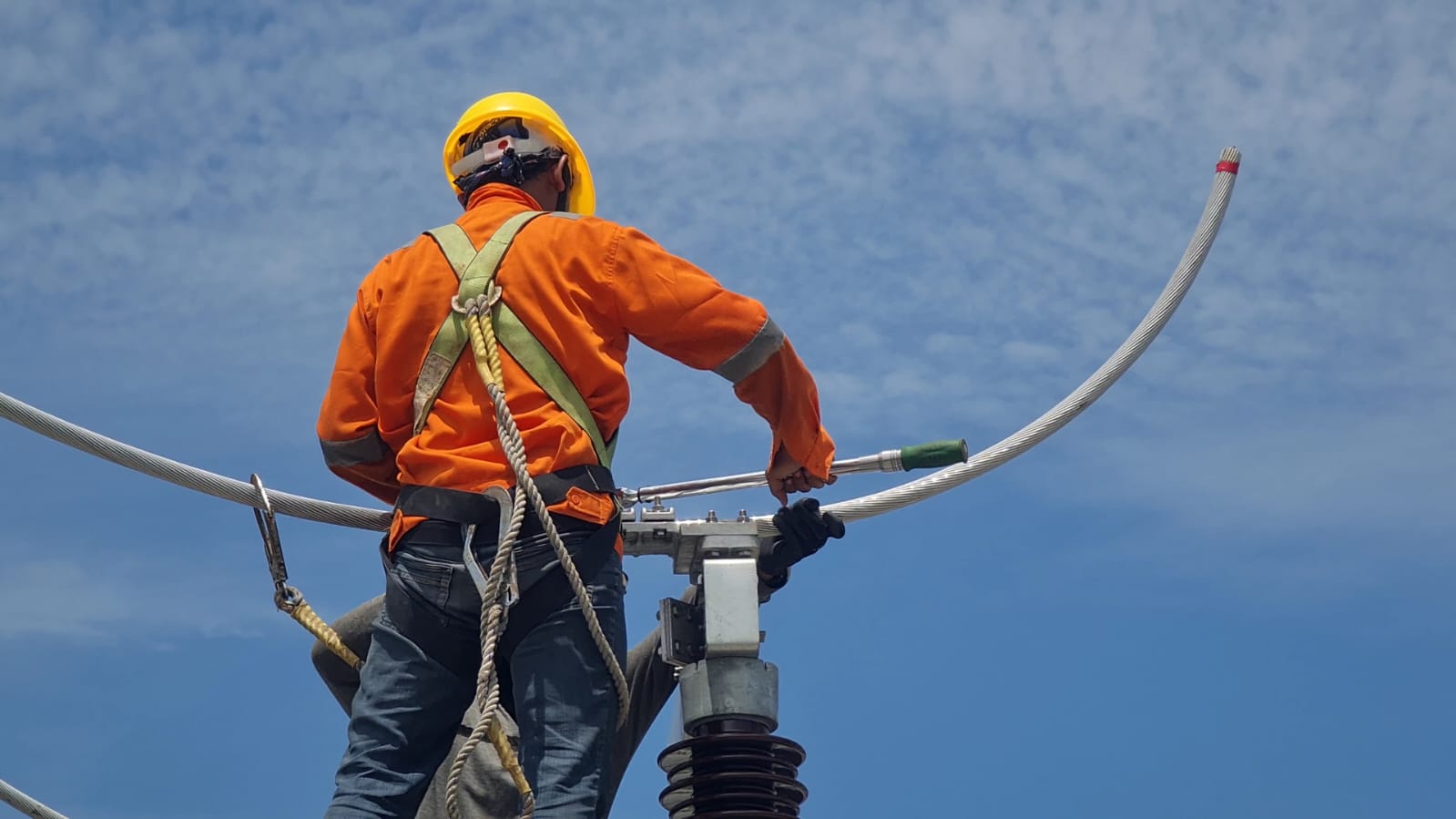 REC PLN Makin Diminati Industri dan Manufaktur, Kali Ini Digunakan Pabrik Bahan Pakaian Kelas Dunia