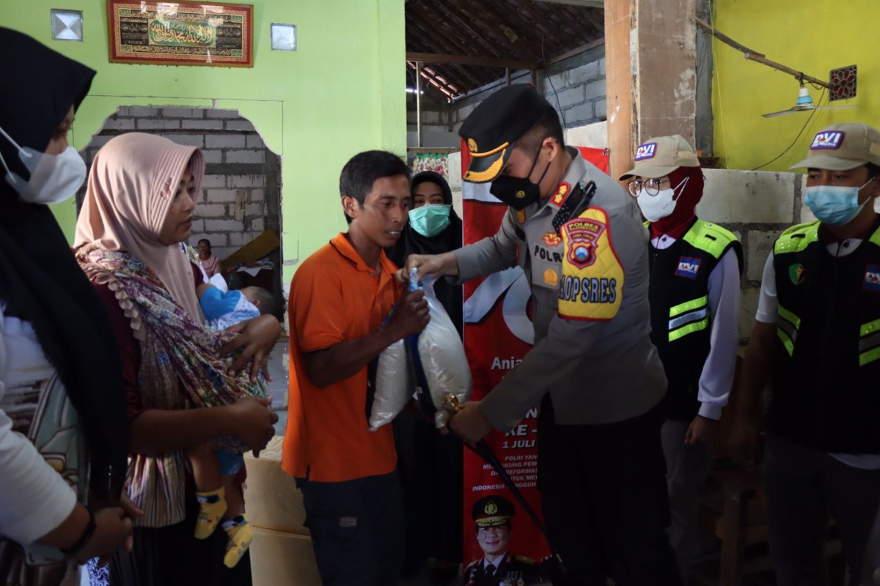 Polisi Peduli,Balita Kelainan Jantung Mendapat Bantuan Sosial dari Polres Bojonegoro