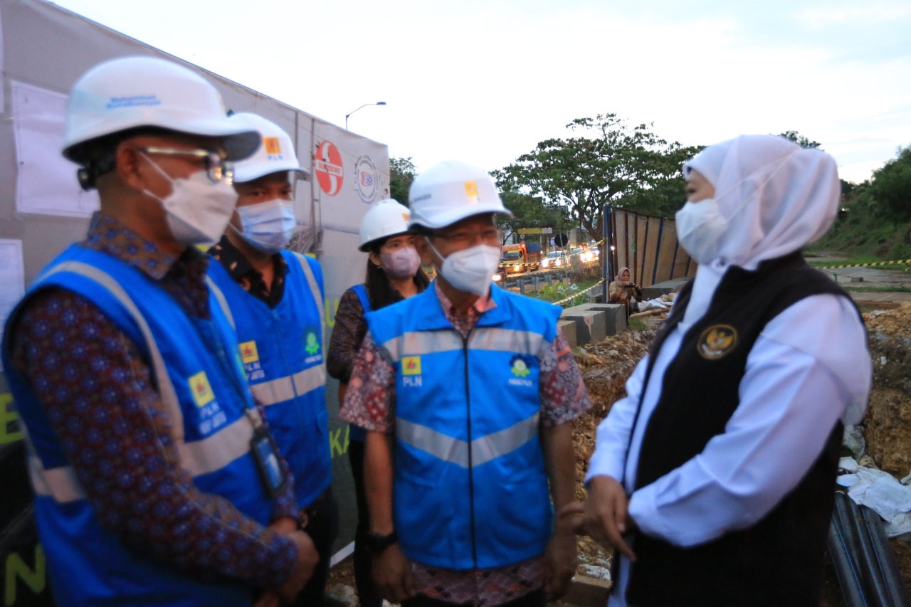PLN Perkuat Listrik Surabaya-Madura, Gubernur Khofifah: Kelistrikan Madura Makin Andal
