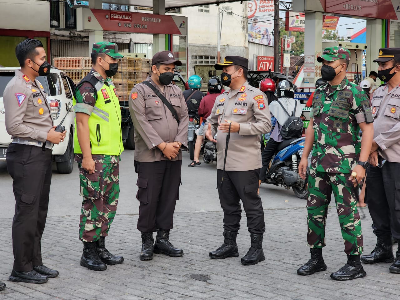 Pastikan Distribusi BBM Aman, Kapolres Blitar Kota dan Dandim Kunjungi Sejumlah SPBU