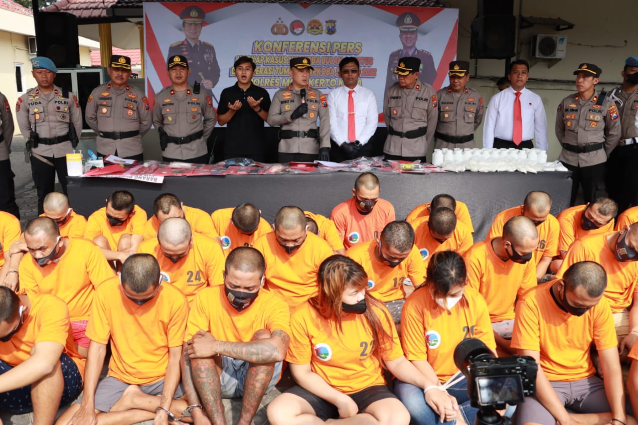 Polresta Mojokerto Berhasil Amankan 33 Tersangka Kasus Narkoba di Bulan Agustus 2022