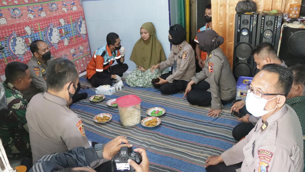 Biddokes Polda Jatim turunkan Tim Bhayangkara Prioritas Untuk Rawat Korban Tragedi Kanjuruhan