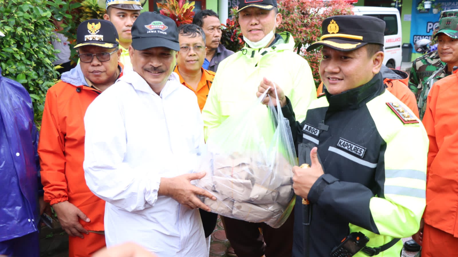 Tanggap Bencana Polres Blitar Kota Bersama Pemkot Dirikan Dapur Umum