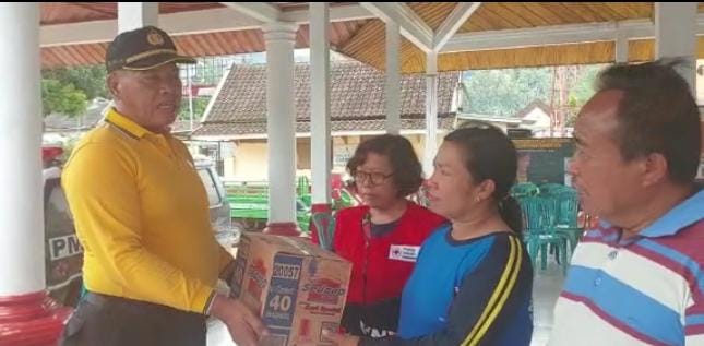 Polres Batu Distribusikan Bantuan untuk Korban Banjir di Kabupaten Malang