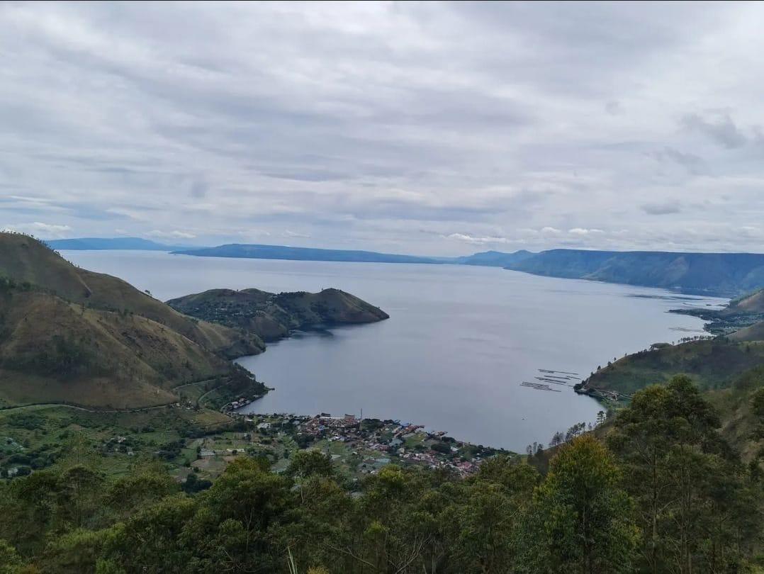 Pakai REC PLN, Danau Toba Jadi Destinasi Pariwisata Berbasis Energi Hijau Pertama di Indonesia