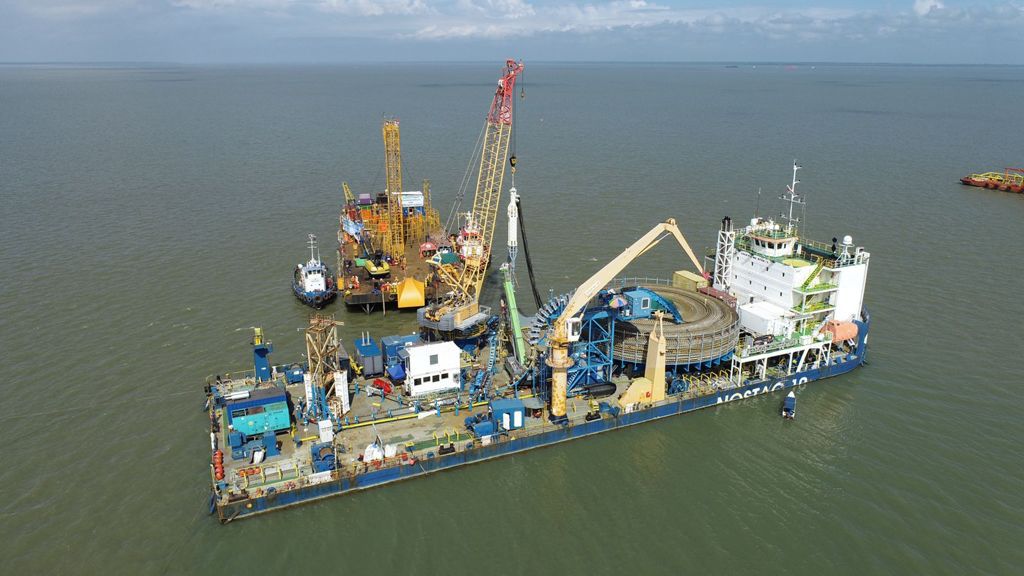 PLN Operasikan Kabel Laut Sumatra-Bangka, Sistem Kelistrikan Kedua Pulau makin Andal