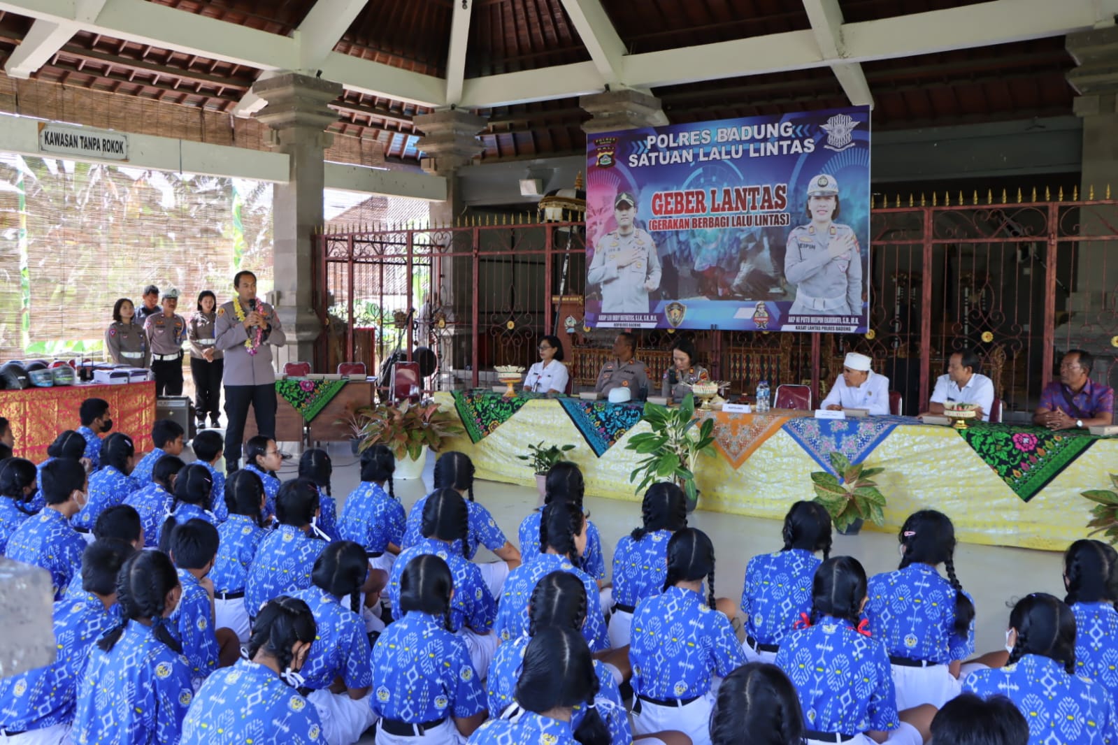 Kapolres Badung "Geber" SMP N 2 Mengwi
