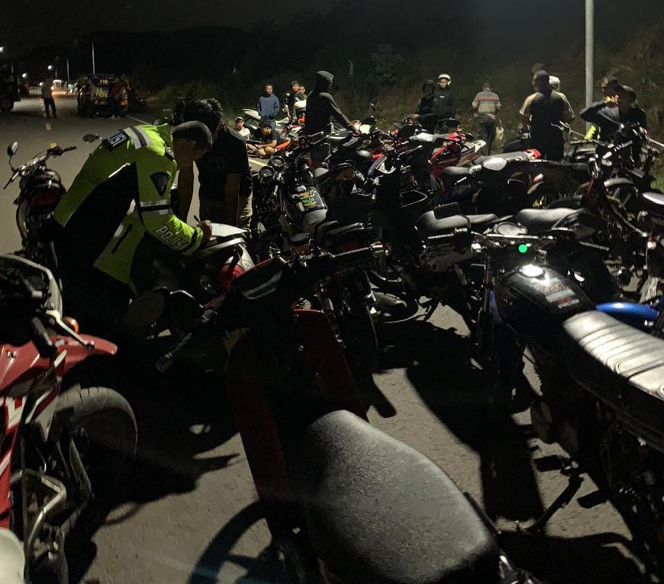 Polisi Amankan Ratusan Motor Diduga Untuk Balap Liar di Jalur JLS Tulungagung
