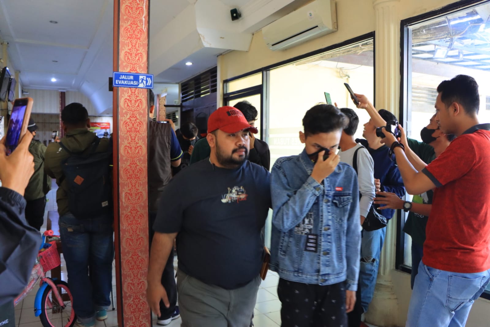 Polres Tuban Berhasil Amankan Sekelompok Pemuda Bawa Sajam Yang Viral di Medsos