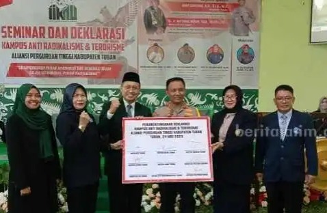 Kapolres Tuban Beri Materi di Seminar dan Deklarasi Kampus Anti Radikalisme dan Terorisme