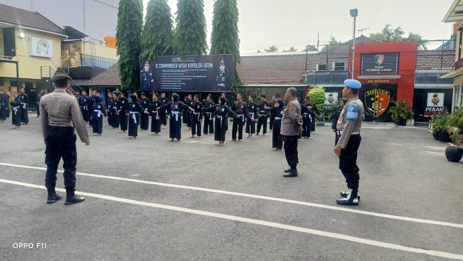 Harkamtibmas, Polres Tanjungperak Fasilitasi Tempat Latihan Pesilat Untuk Ajang Silaturahmi dan Prestasi