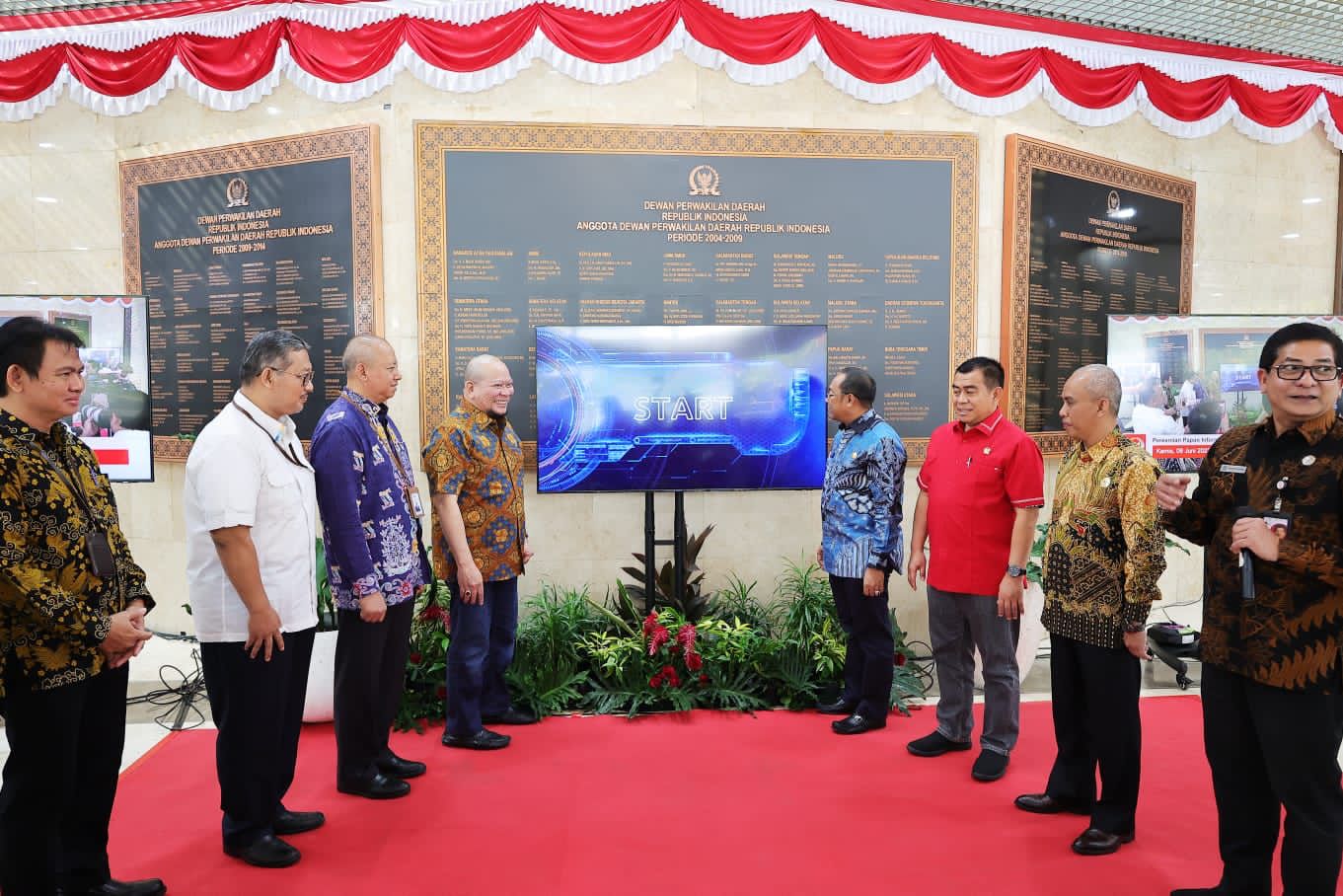 Transparansi Kinerja, LaNyalla Resmikan Papan Informasi Digital DPD RI