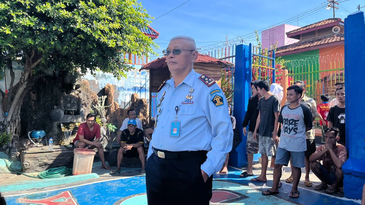 Meriahkan Hari Kemenkumham RI ke-78, Lapas Pamekasan adakan lomba volly antar WBP