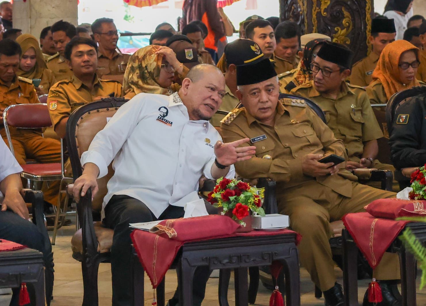 Depan Kepala Desa se-Malang, Ketua DPD RI Ingatkan Pengelolaan Keuangan Desa